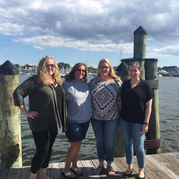 Meet your Posher, Heather - Picture 1 of 1